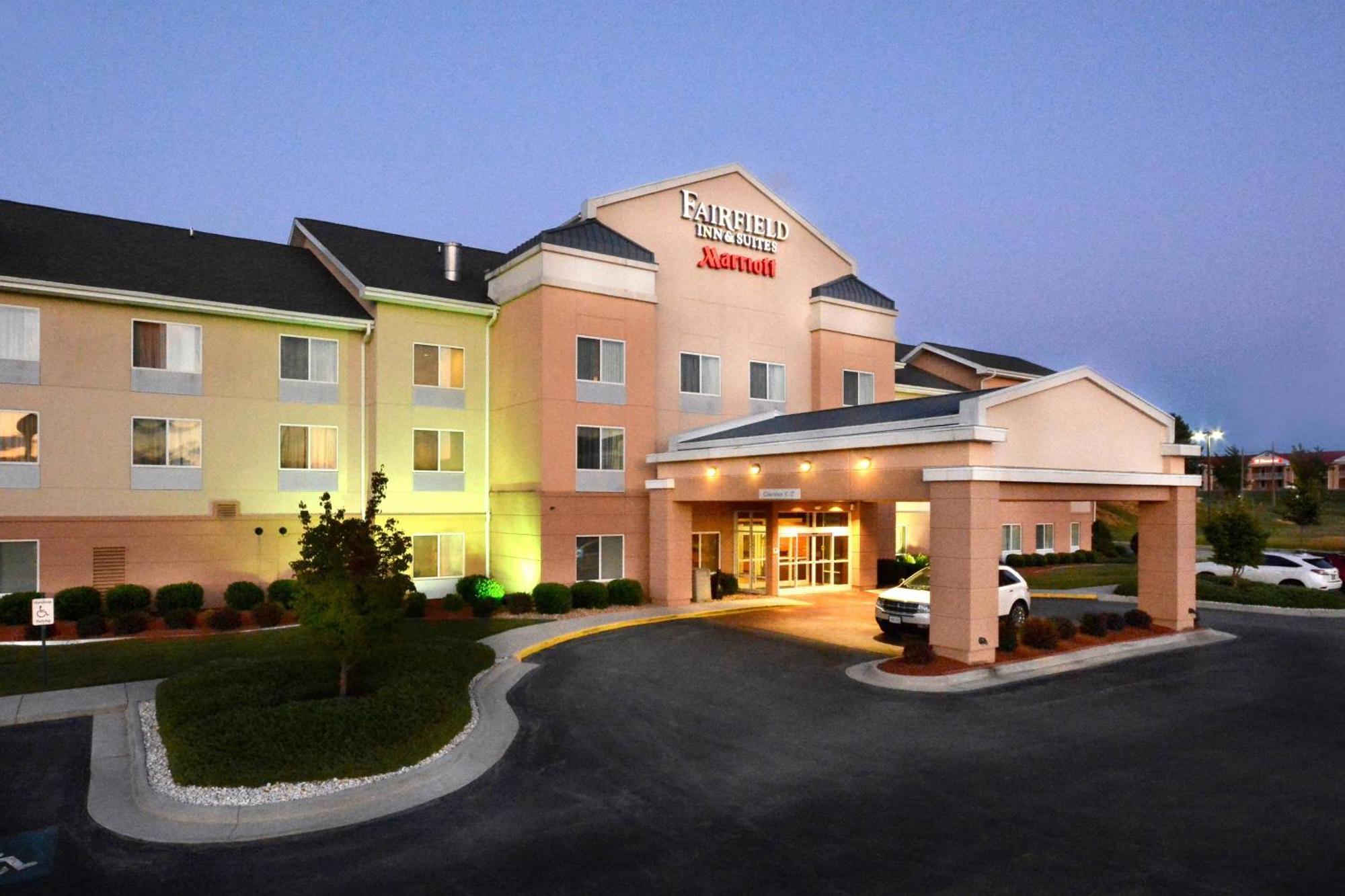 Fairfield Inn & Suites Wytheville Exteriör bild
